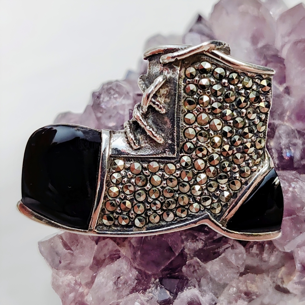 Vintage Art Deco Era Sterling Silver Marcasite Black Onyx Boot Brooch Pin - Picture 11 of 12